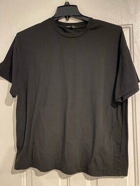 SHEIN Black Short Sleeve Crewneck Tee